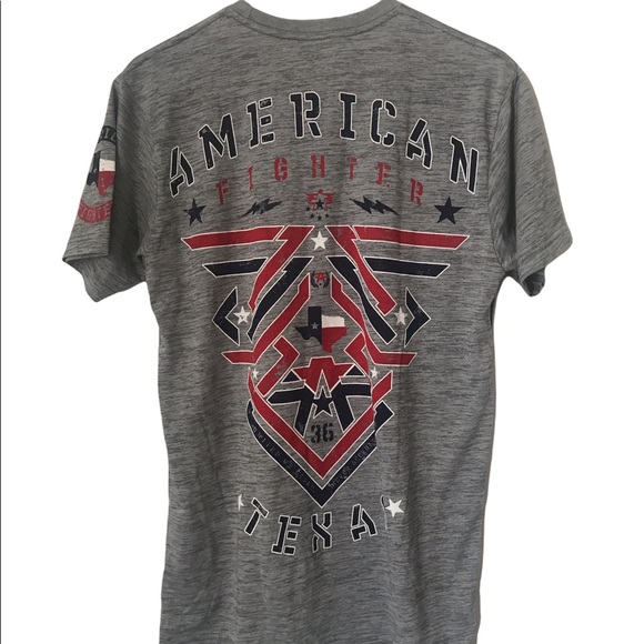 American Fighter, short sleeve t-shirt. Gray, red, navy in color. Size medium - Picture 1 of 4